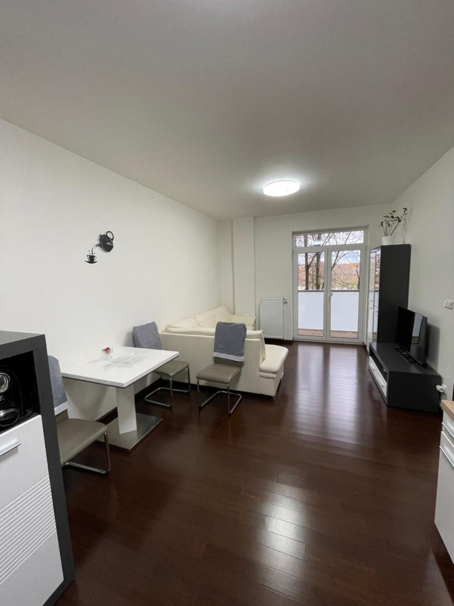 Spa Apartment Moser 卡罗维发利 外观 照片